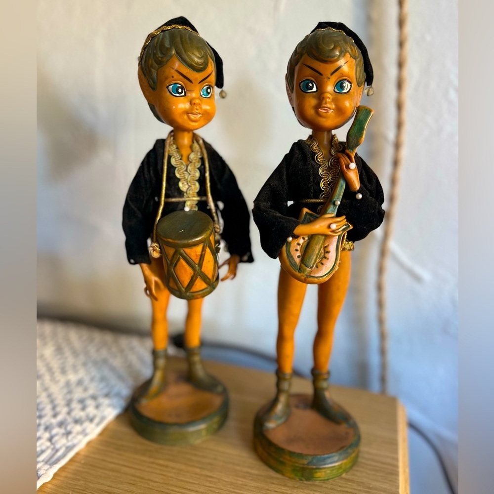 Vintage Elf Musician Figurines – Made in Japan Velvet Clothing, MCM Set of 2